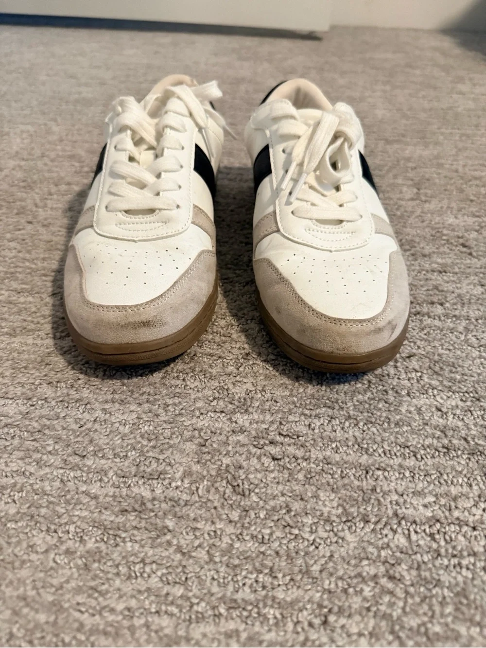 Universal Thread White Sneakers with Black and Beige Accents